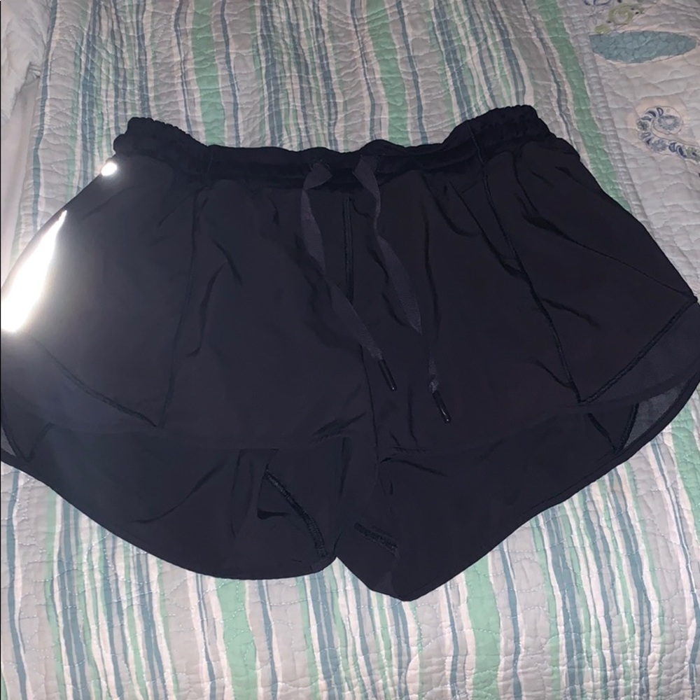 Lululemon Navy Blue Hotty Hot Shorts (4 inch)